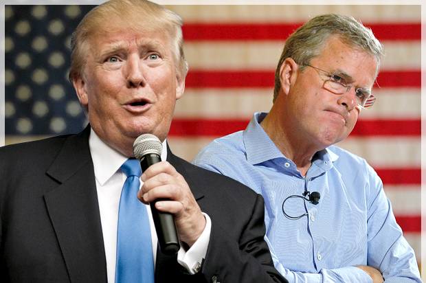 Republican presidential candidate Jeb Bush listens to a question from the audience during a town hall meeting campaign stop at the Medallion Opera House in Gorham, New Hampshire July 23, 2015. REUTERS/Brian Snyder TPX IMAGES OF THE DAY - RTX1LKI3